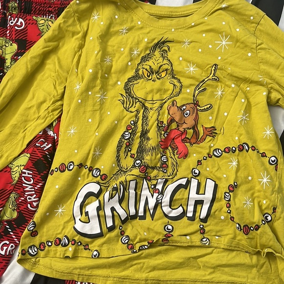 The Grinch Pajama set - Picture 2 of 4